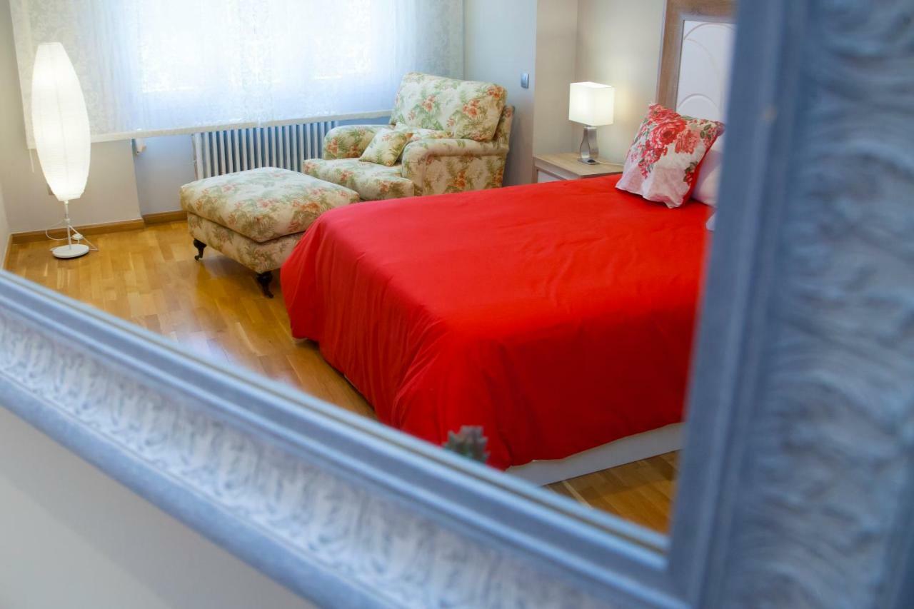 Apartamento 8 - 10 pax Soria - Centro Bagian luar foto